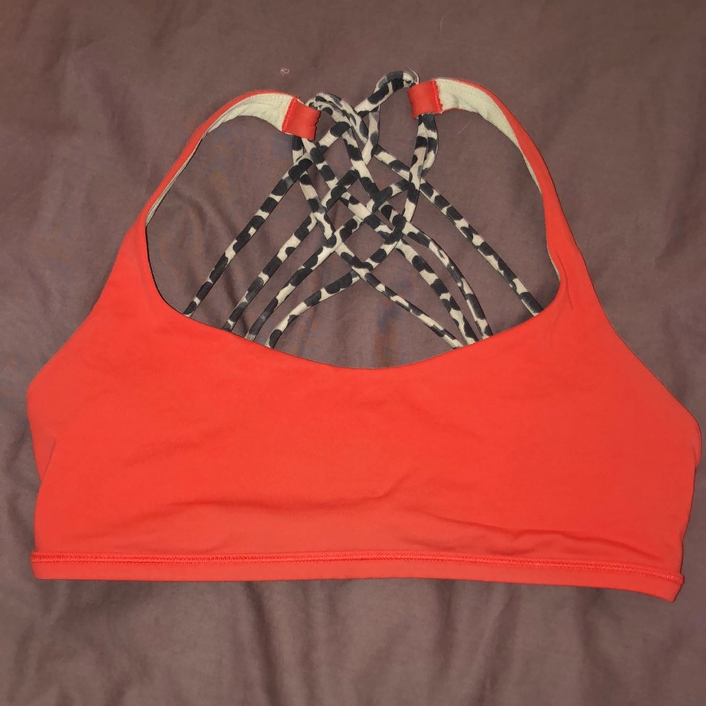 LULULEMON sports bra size 6